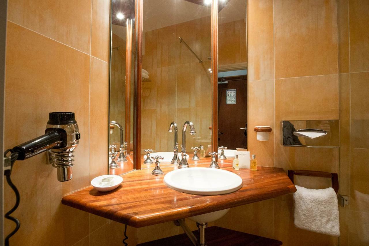 Les Chambres De L'Ecrit'Vin - En Plein Coeur Du Centre-Ville Beaune  Kültér fotó
